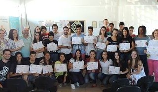ft_bolsa_quem_estuda_01
